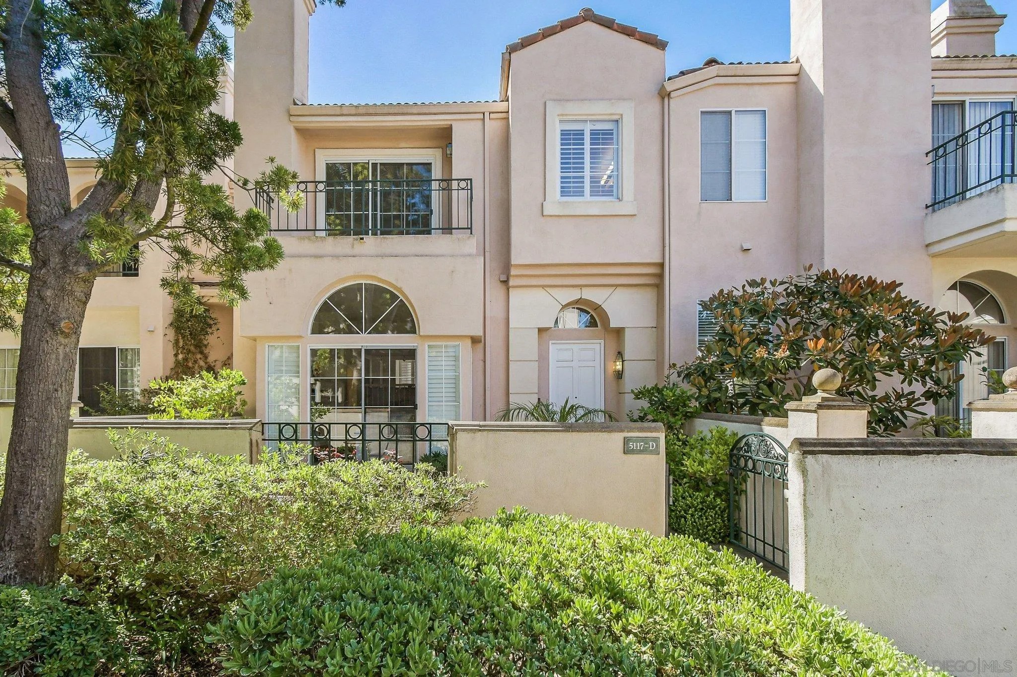 5117 Renaissance Ave D