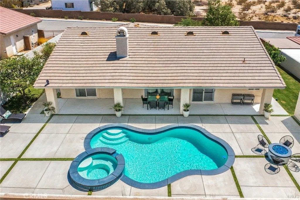 Photo of 67944 Nicole Ct, Desert Hot Springs, CA 92240 (MLS # GD25233470)