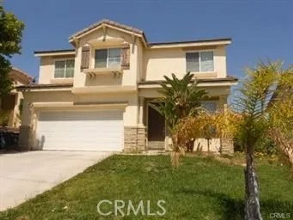 Photo of 33157 Leeward Way, Lake Elsinore, CA 92530 (MLS # OC26025675)