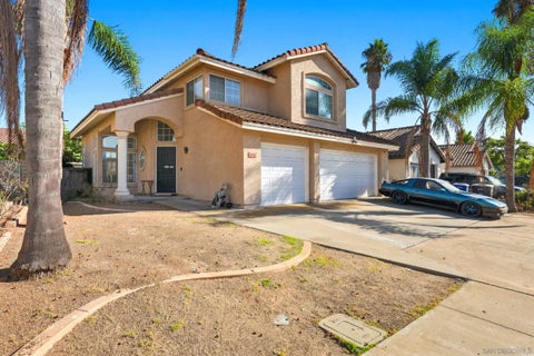Photo of 624 Diamond Dr, Chula Vista, CA 91911 (MLS # 260023847)