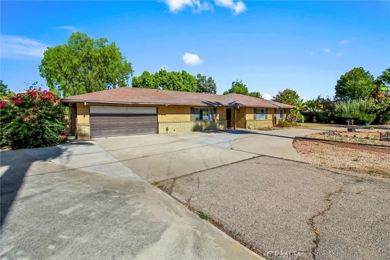 27307 Hemet