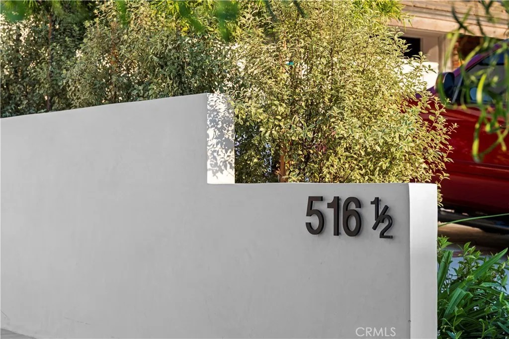 516 Larkspur (Rear Home) Avenue