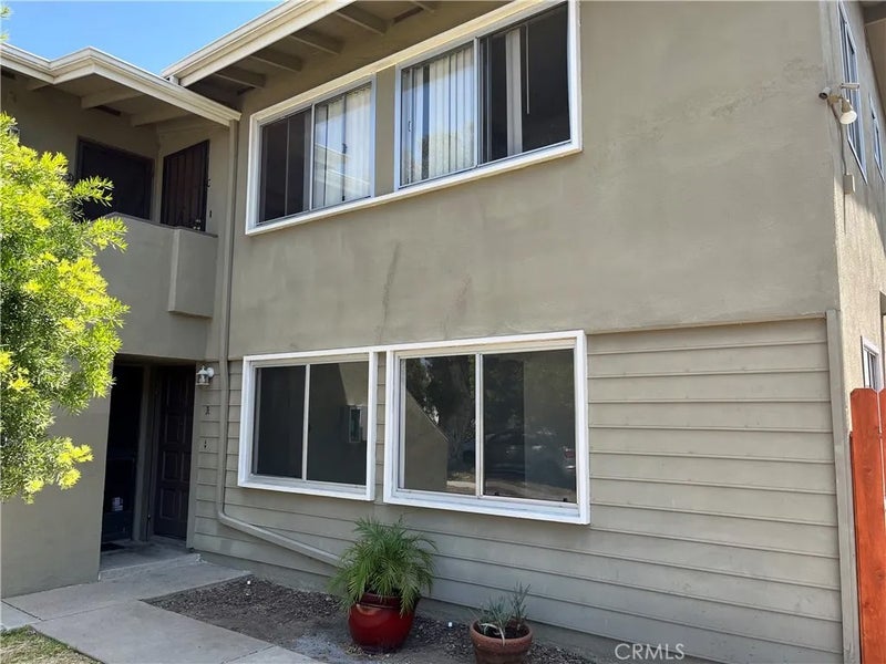 2956 Peppertree