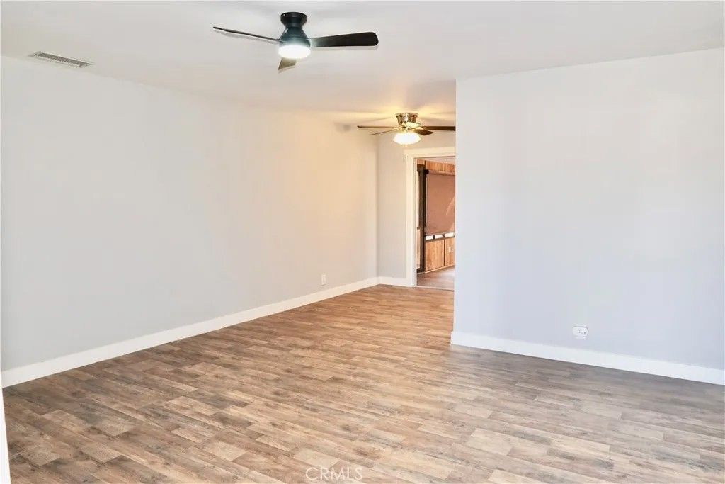 Photo of 8654 Greenpoint Avenue, Riverside, CA 92503 (MLS # IV25269021)