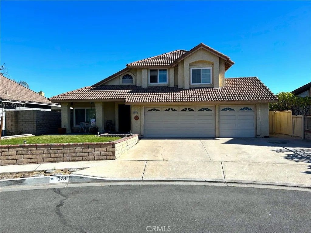 Photo of 379 Roosevelt Circle, Corona, CA 92879 (MLS # PW25275378)