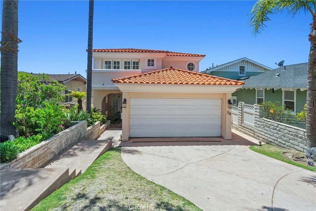318 E Maple Avenue