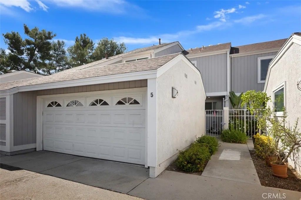 Photo of 5 Sage Hill, Laguna Hills, CA 92653 (MLS # LG26011685)