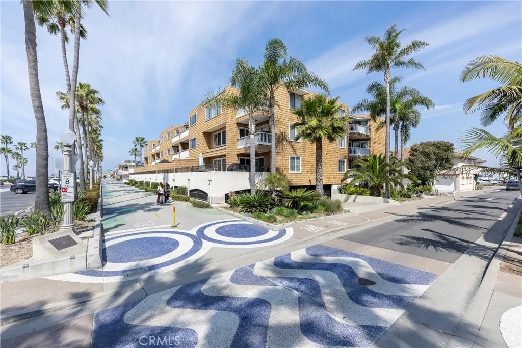 600 E Oceanfront 1D