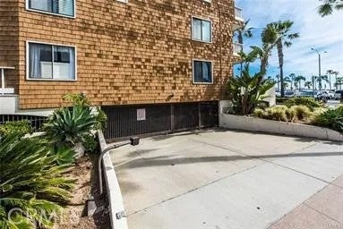 600 E Oceanfront 1D