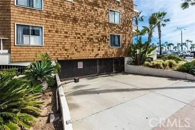 600 E Oceanfront 1D