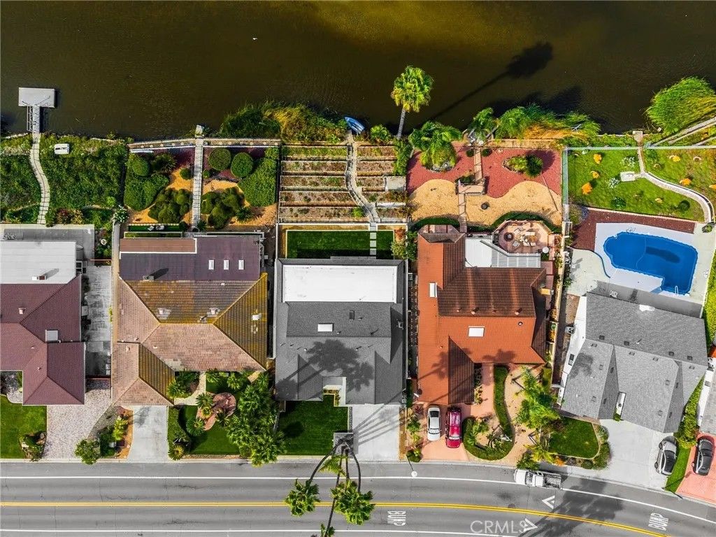 Photo of 1875 San Pablo Dr, San Marcos, CA 92078 (MLS # IV25259424)