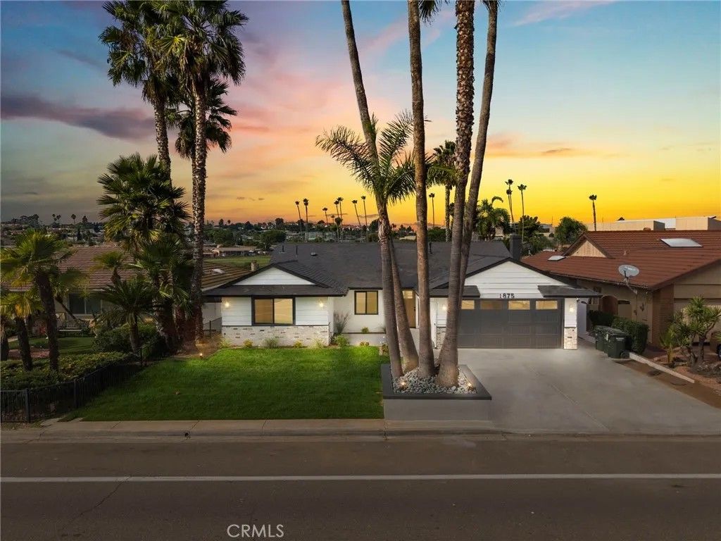 Photo of 1875 San Pablo Dr, San Marcos, CA 92078 (MLS # IV25259424)