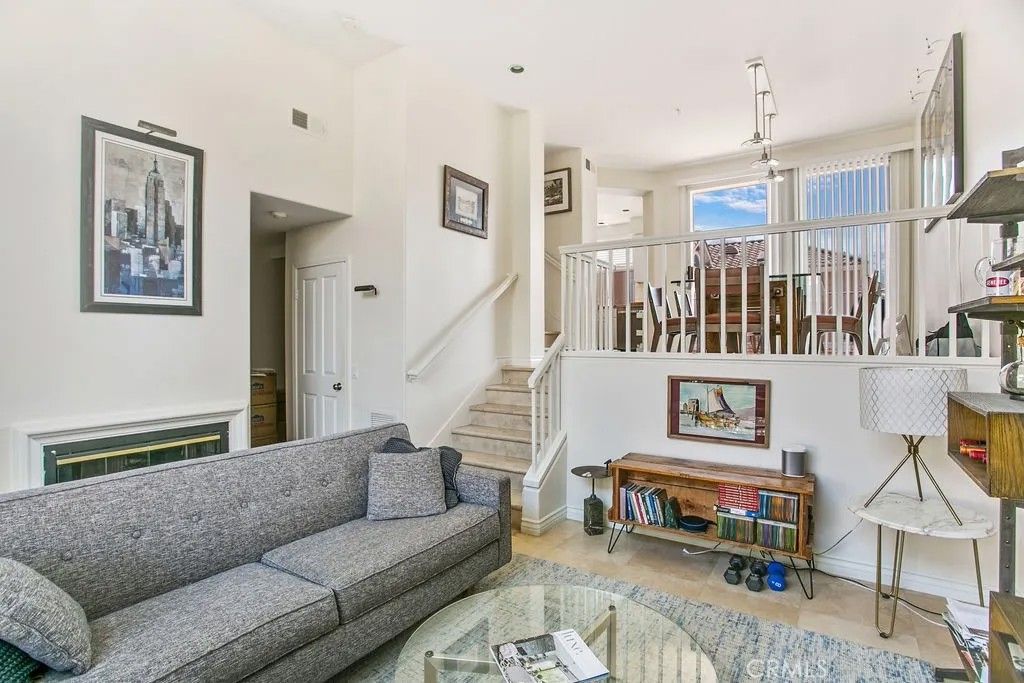 Photo of 307 Marinella Aisle, Irvine, CA 92606 (MLS # NP25274309)