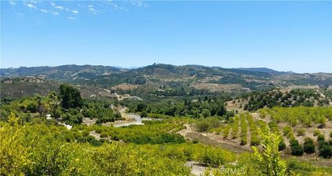 5 De Anza Temecula CA 92590