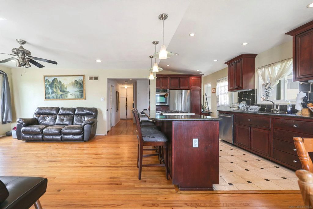 Photo of 6228 Calle Pavana, San Diego, CA 92139 (MLS # 260008514)