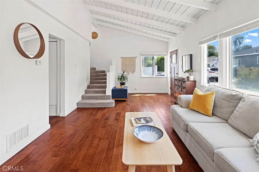 1014 Sierra Place