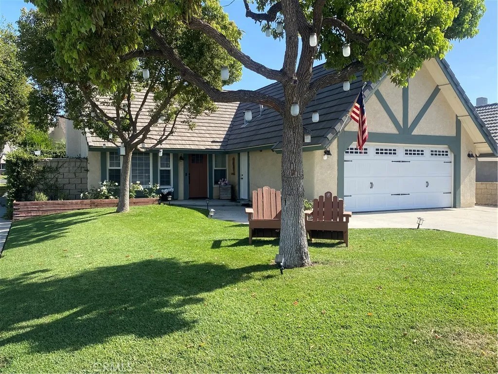 7831 East Samantha Circle