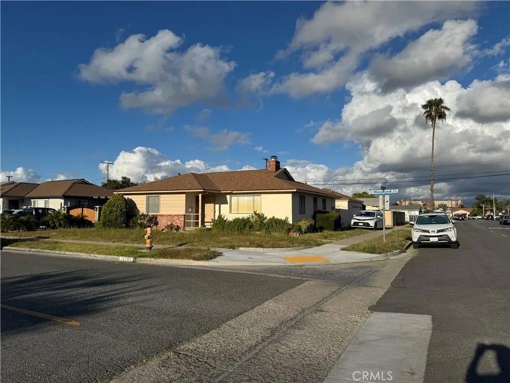 Photo of 12702 Woodland Ln, Garden Grove, CA 92840 (MLS # OC26095597)