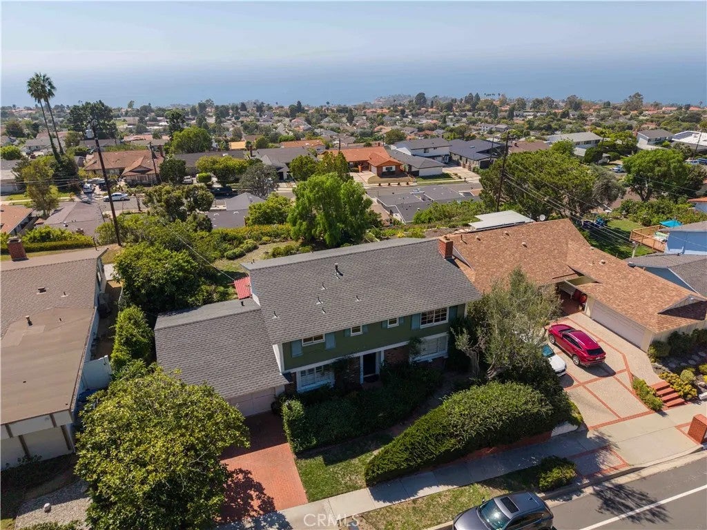 6630 Eddinghill Drive
