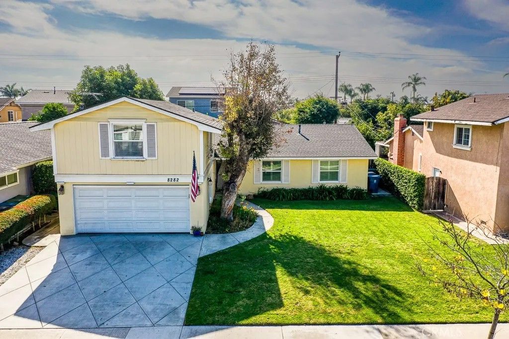 Photo of 8282 Bryant Drive, Huntington Beach, CA 92647 (MLS # SR25251977)