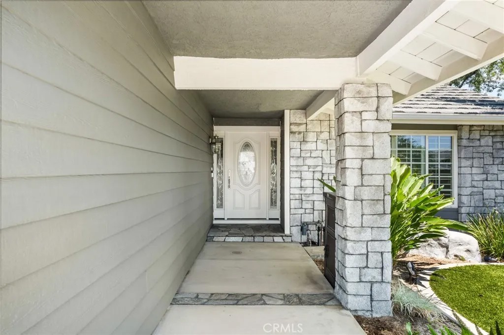 25805 Chapel Hill