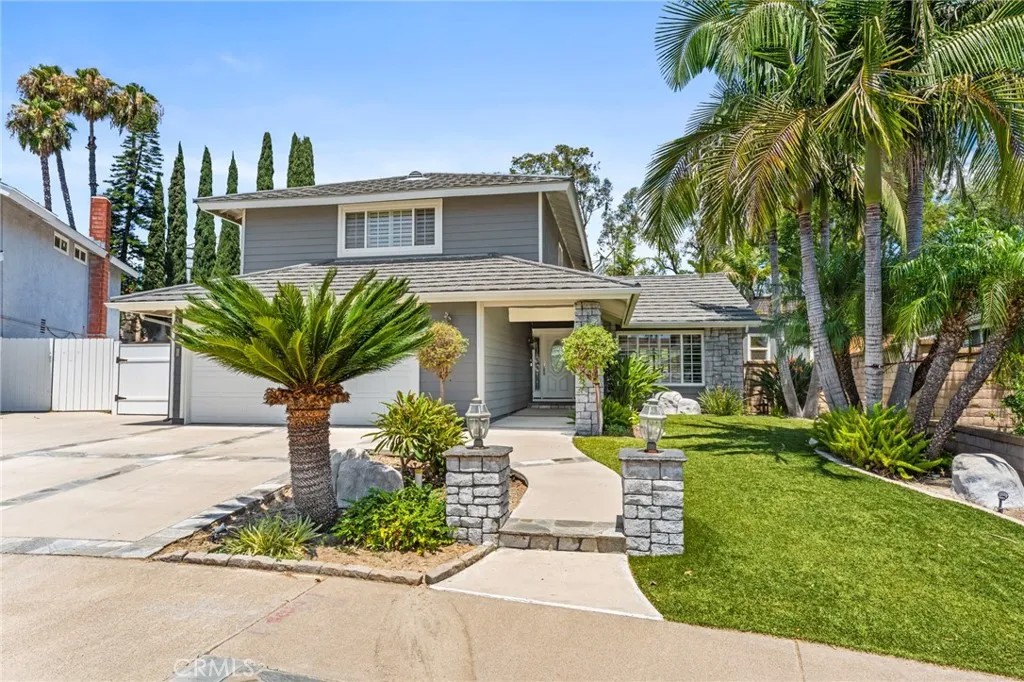 25805 Chapel Hill