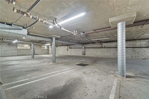 Tiny photo for 1754 11th Street #101, Santa Monica, CA 90404 (MLS # PW25232544)