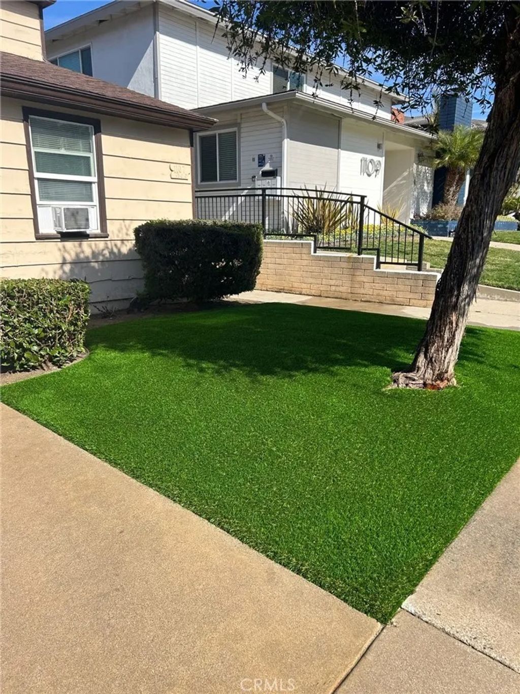 Photo of 1107 Barbara Street #D, Redondo Beach, CA 90277 (MLS # SB26069149)