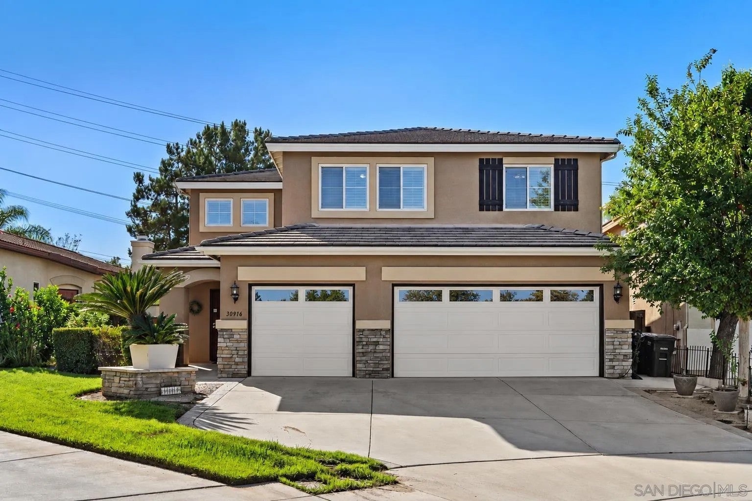 30916 Oakhill Drive