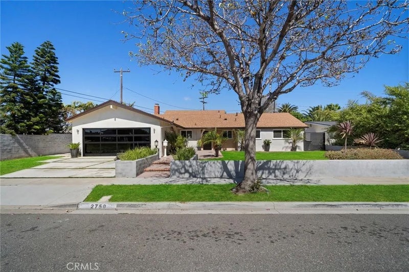 2750 San Carlos