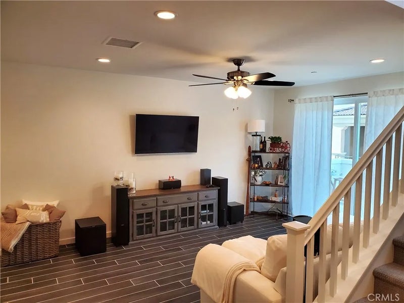 609 Shadowbrook