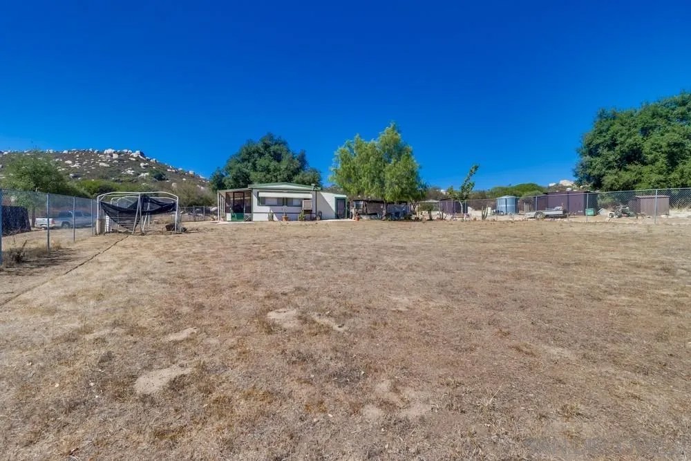 2052 Boulder Oaks Rd