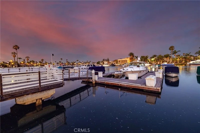241 Bay Shore