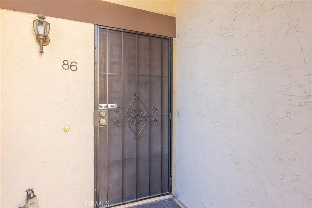 5715 Baltimore Dr 86