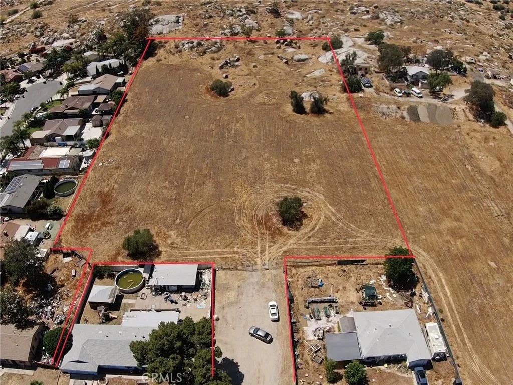 Photo of 0 Park Ave, Perris, CA 92570 (MLS # IV26079304)