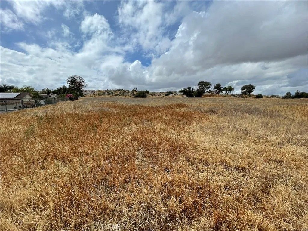 Photo of 0 Park Ave, Perris, CA 92570 (MLS # IV26079304)