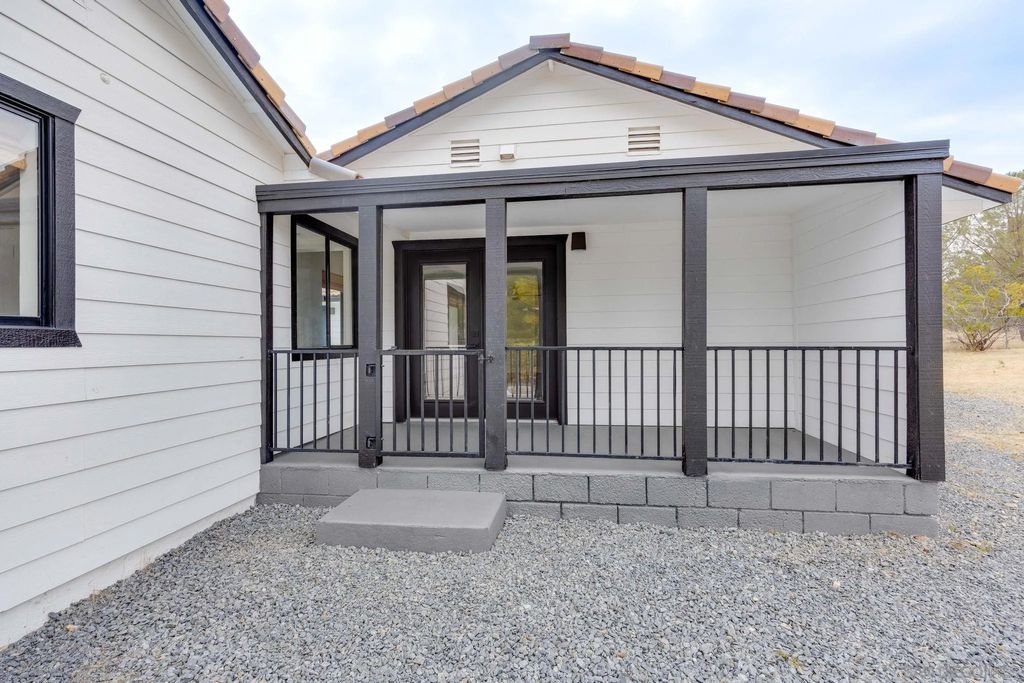 Photo of 7452 Kickin Horse Trail, Julian, CA 92036 (MLS # 260008161)