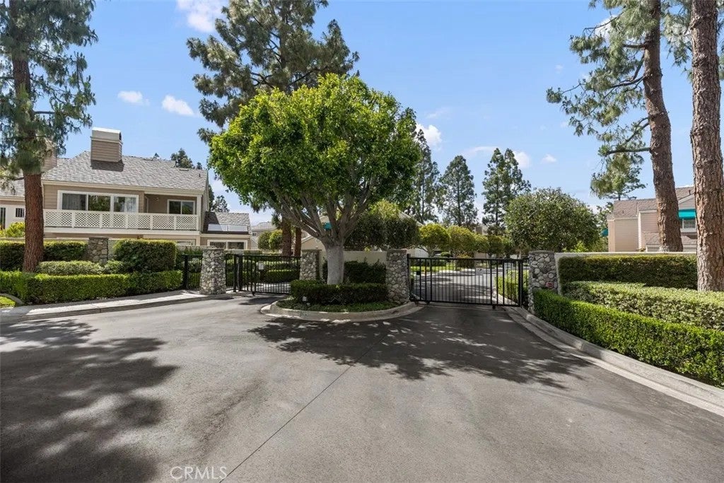 Photo of 6 Seadrift #81, Irvine, CA 92604 (MLS # OC26185218)