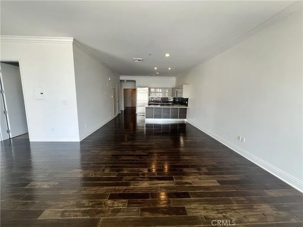 Photo of 801 S Grand AVE #2204, Los Angeles, CA 90017 (MLS # SR26102555)