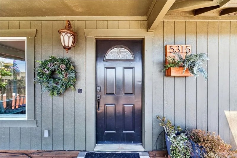 5315 Bel Air East