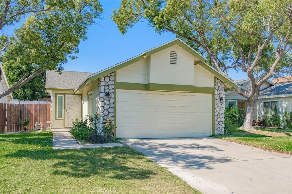 16268 Barbee