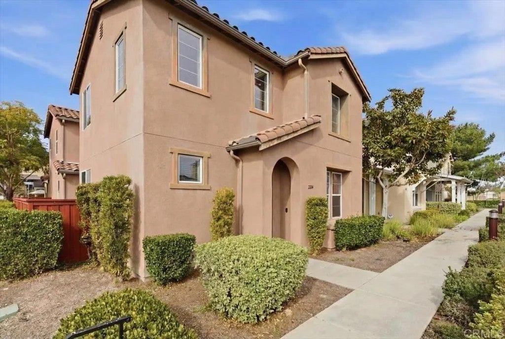 2284 Red Leaf Lane