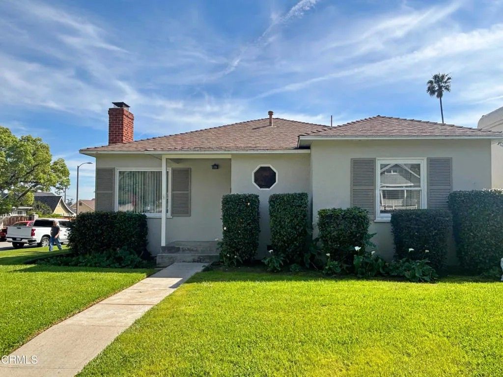 Photo of 1708 Beverly Drive, Pasadena, CA 91104 (MLS # P1-26381)