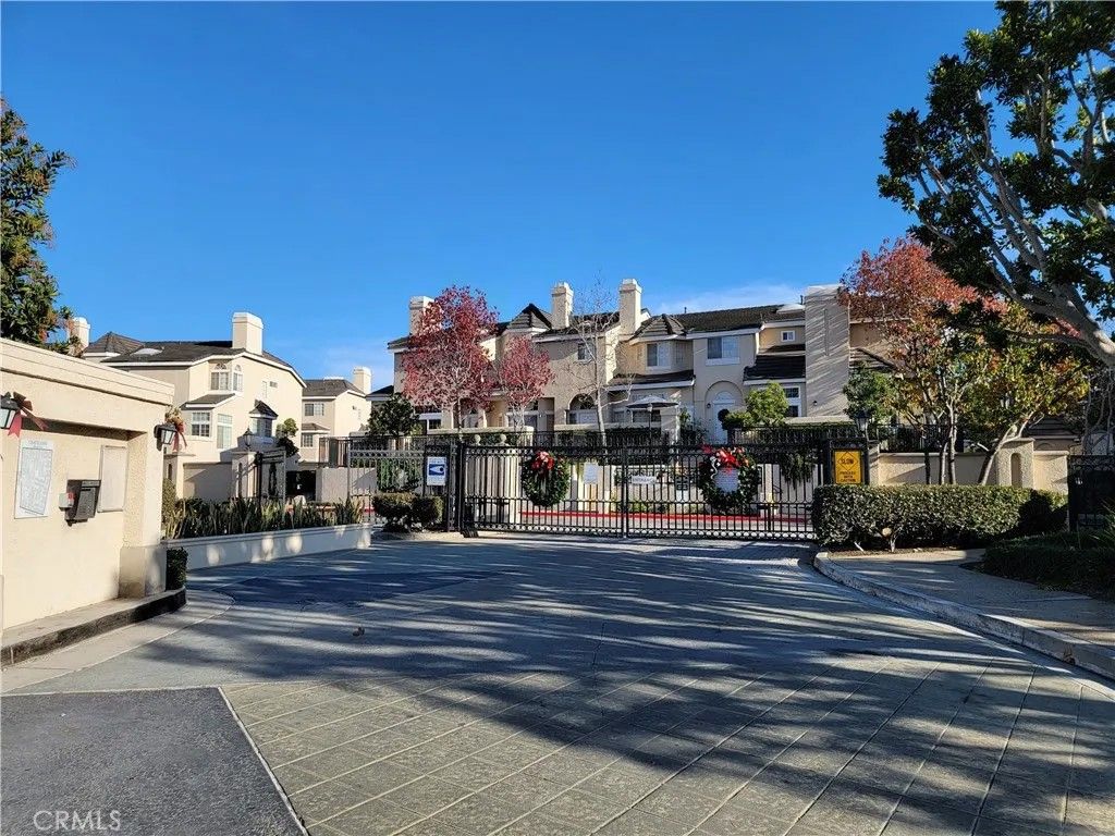 Photo of 2300 Maple Avenue #31, Torrance, CA 90503 (MLS # SB26064181)