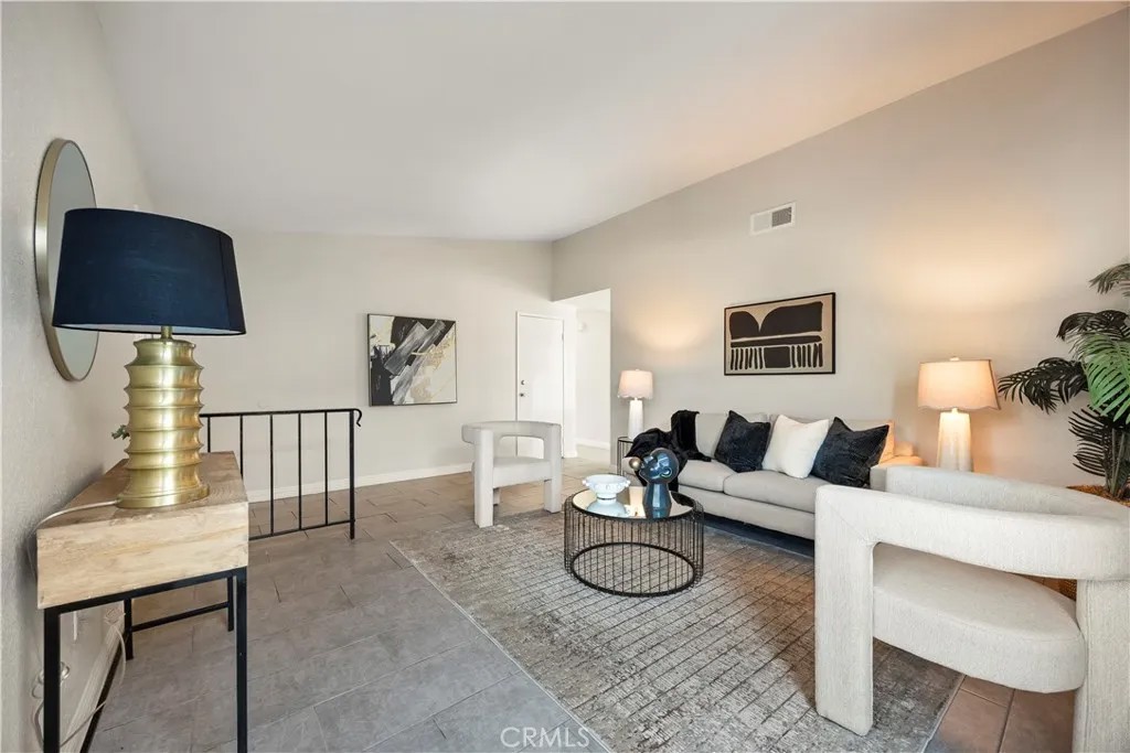 423 Montezuma Street