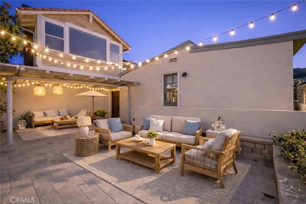 Photo of 170 McAulay Pl, Laguna Beach, CA 92651 (MLS # LG26033066)