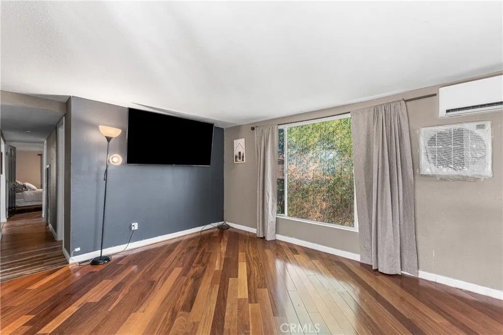 Photo of 723 W Avenue I, Lancaster, CA 93534 (MLS # SR26141433)