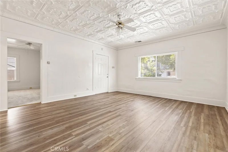 1038 W 5th Street