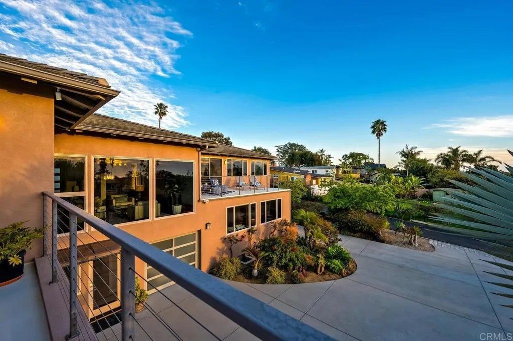 Photo of 614 Ocean View Avenue, Encinitas, CA 92024 (MLS # NDP2507193)
