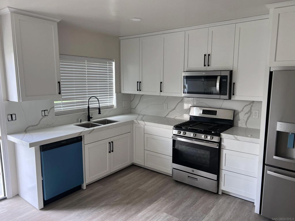 Photo of 1002 Woodlawn Avenue, Chula Vista, CA 91911 (MLS # 260002844)